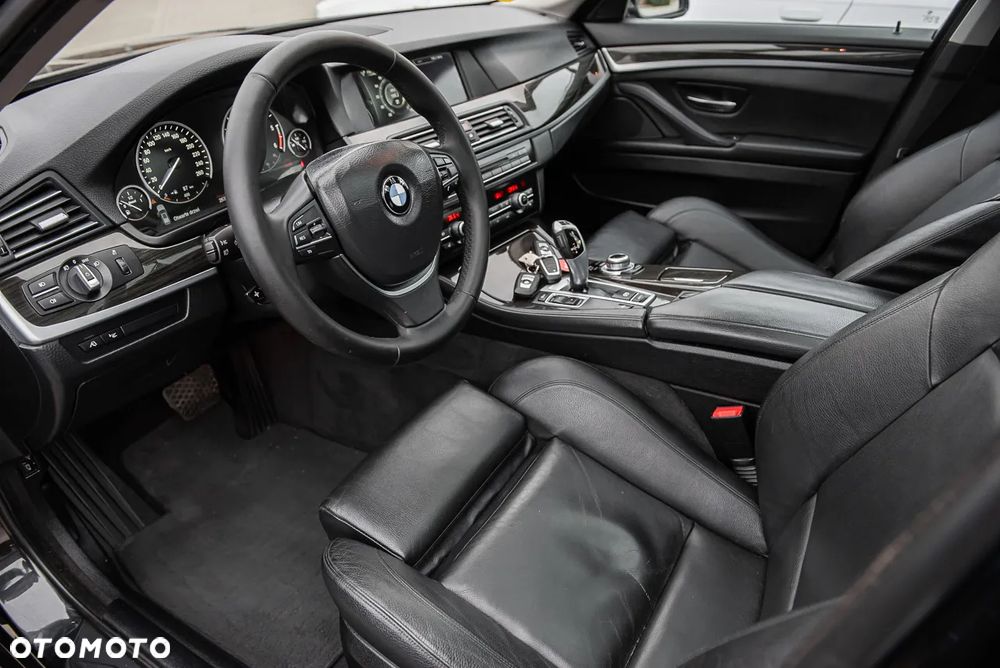 BMW Seria 5 520d - 7