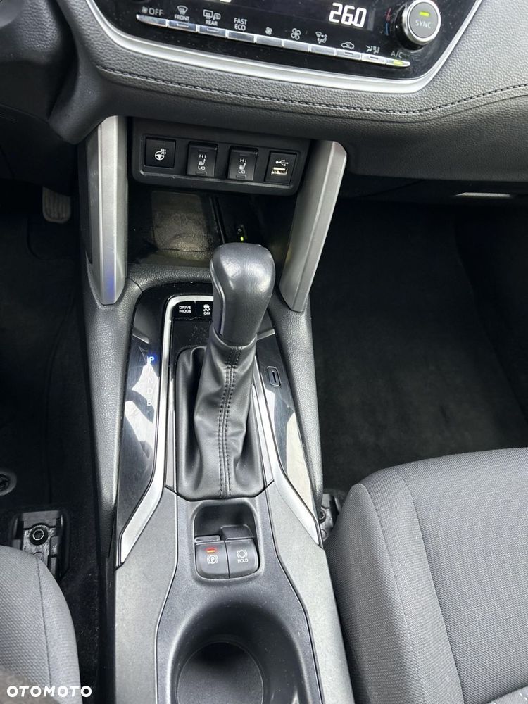 Toyota Corolla Cross - 23