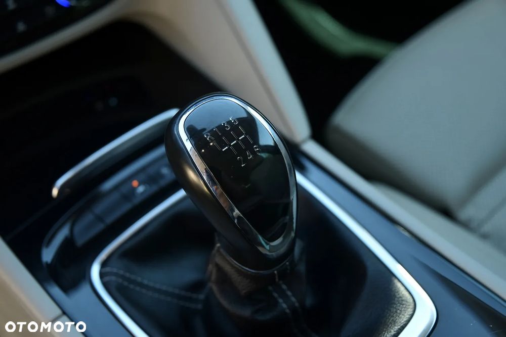 Opel Insignia - 31