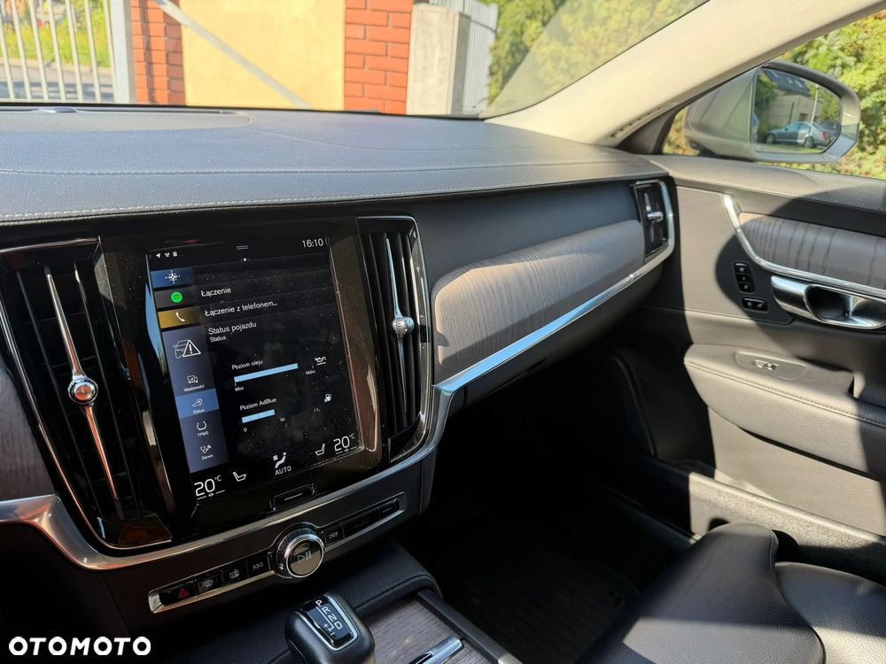 Volvo V90 D4 AWD Inscription - 4