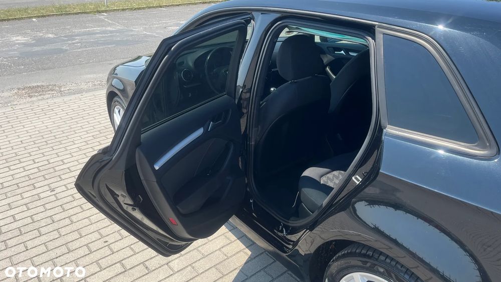 Audi A3 Sportback 1.4 TFSI Attraction - 12