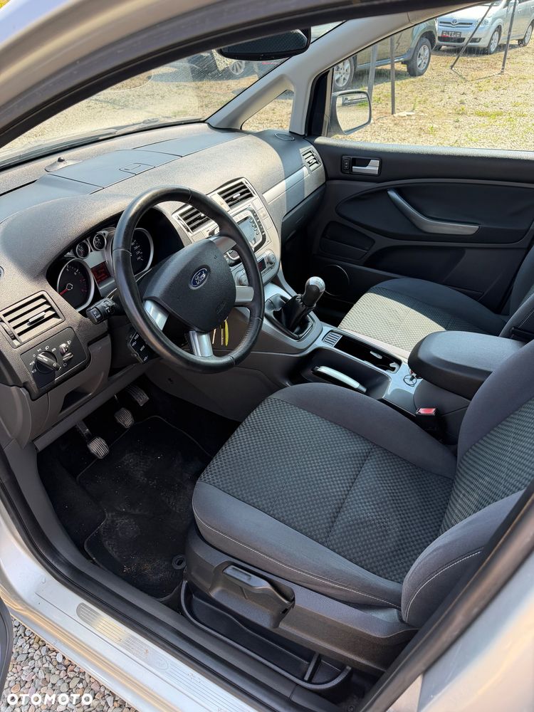 Ford C-MAX - 11
