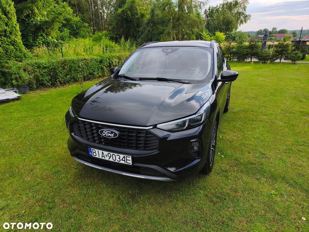 Ford Kuga - 1