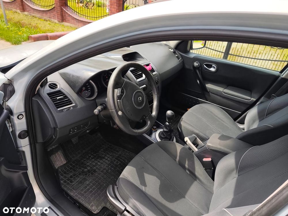 Renault Megane 2.0 Luxe Expression - 12