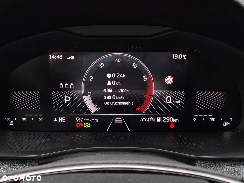 Skoda Kamiq 1.0 TSI Selection DSG - 25
