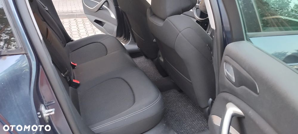 Citroën C5 2.0 HDi Dynamique - 28