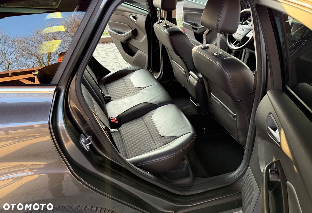 Ford Focus 1.0 EcoBoost Titanium ASS - 31