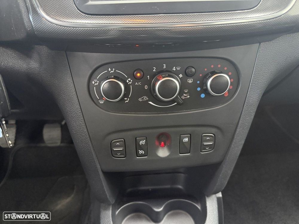 Dacia Sandero 0.9 TCe SL Stepway of Life - 26