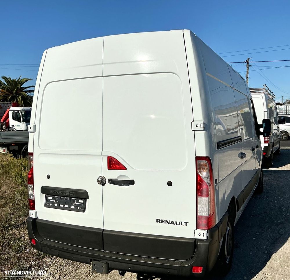 Renault Master 2.3 dCi L2H2 3.3T - 8