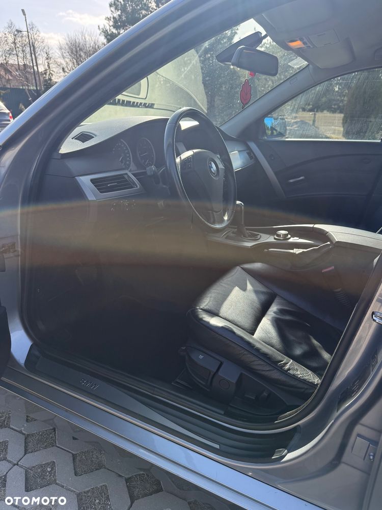 BMW Seria 5 - 16