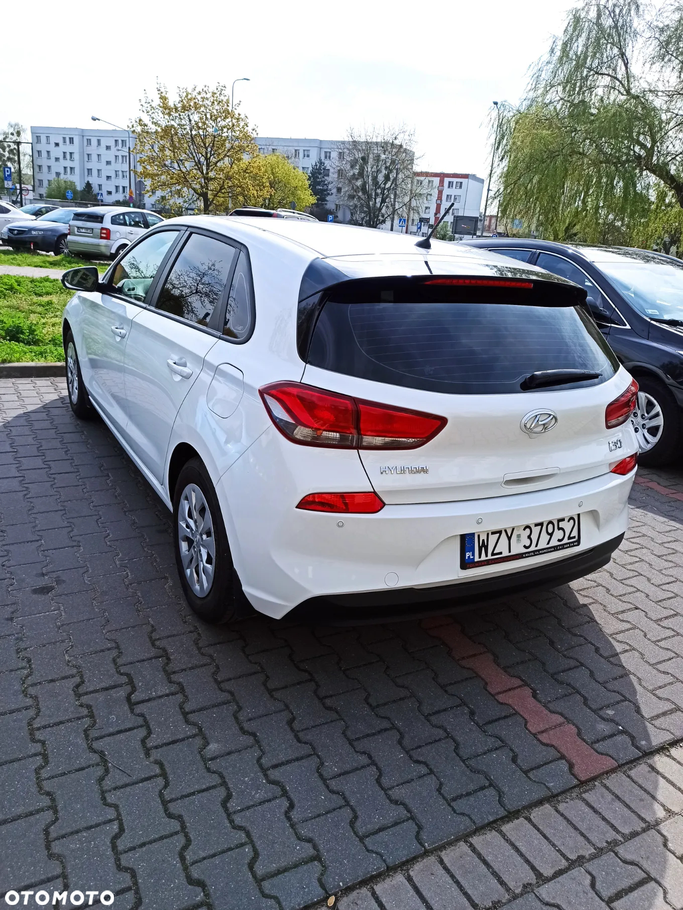 Hyundai i30 1.4 Classic + - 4