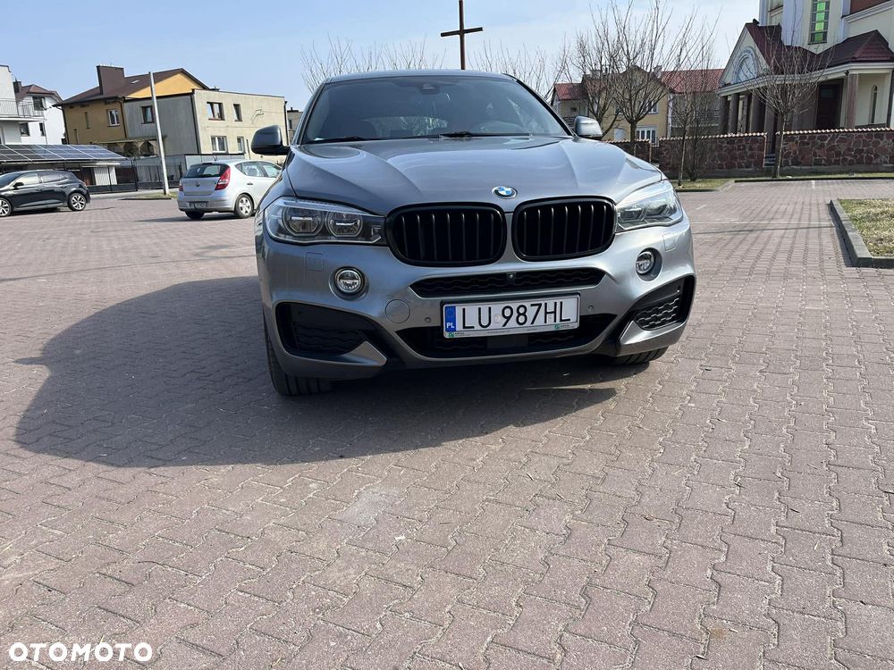 BMW X6 xDrive50i - 2