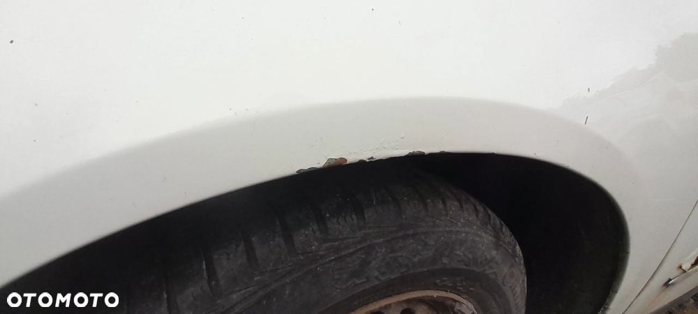 VW PASSAT B6 KOMBI BŁOTNIK LEWY PRZÓD PRZEDNI LEWY LB9A 85/7 - 2