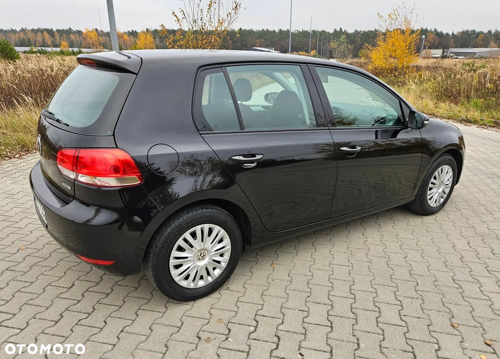 Volkswagen Golf VI 1.6 Comfortline - 5