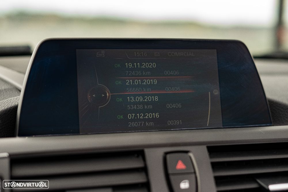 BMW 228 i Auto - 33