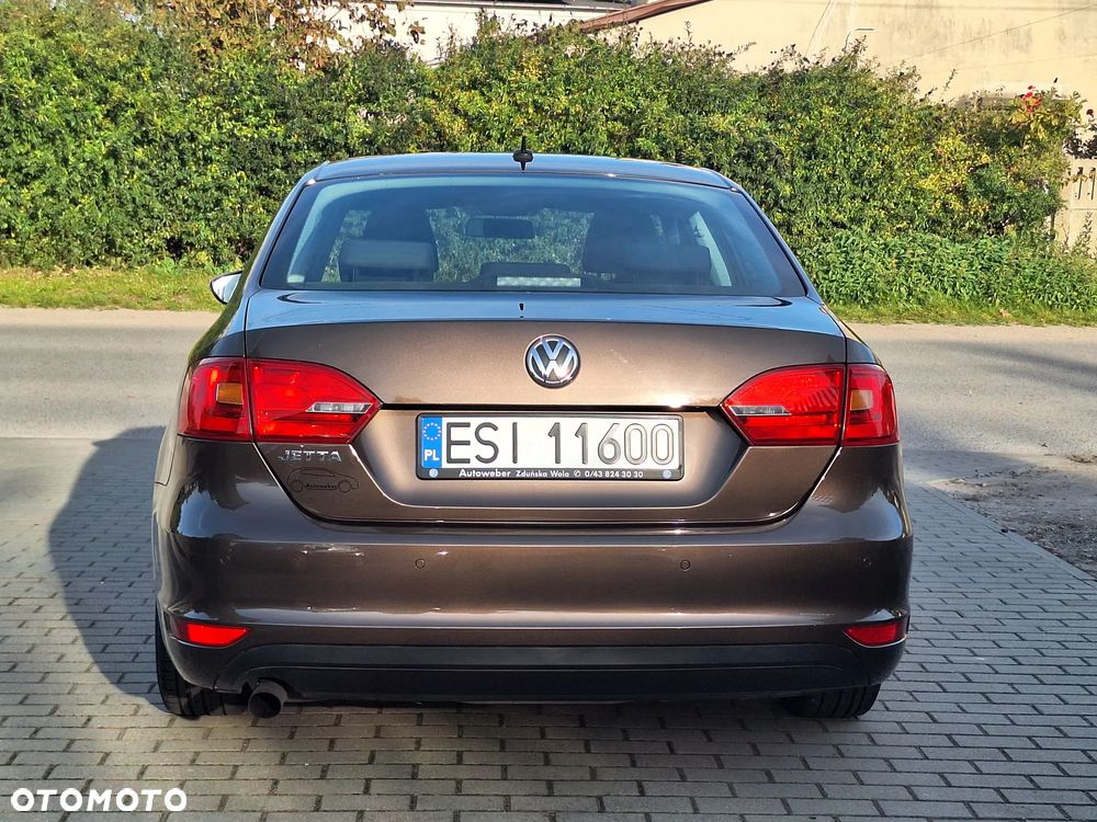 Volkswagen Jetta 1.2 TSI Comfortline Perfectline - 20