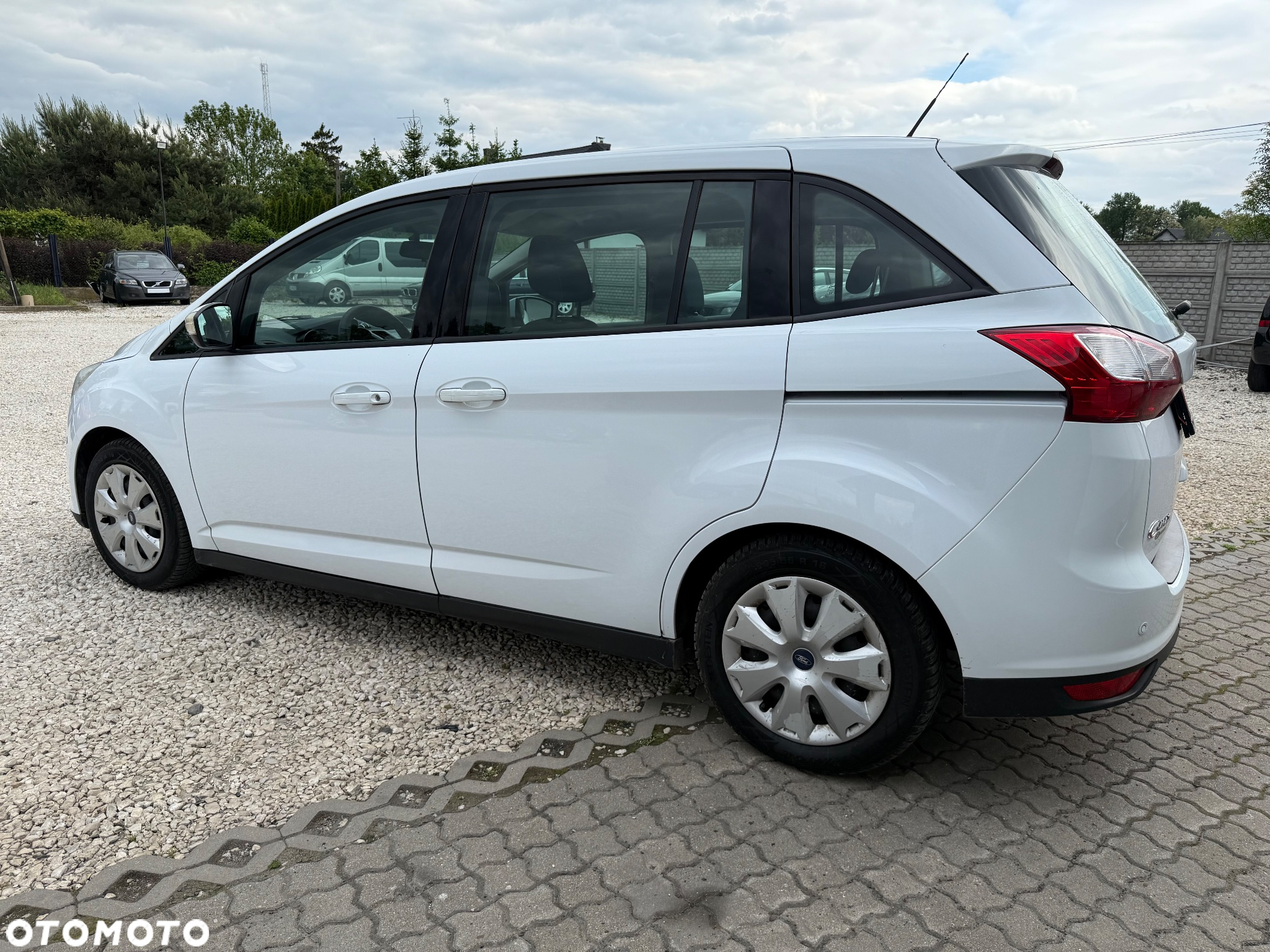 Ford Grand C-MAX 1.6 Titanium - 21