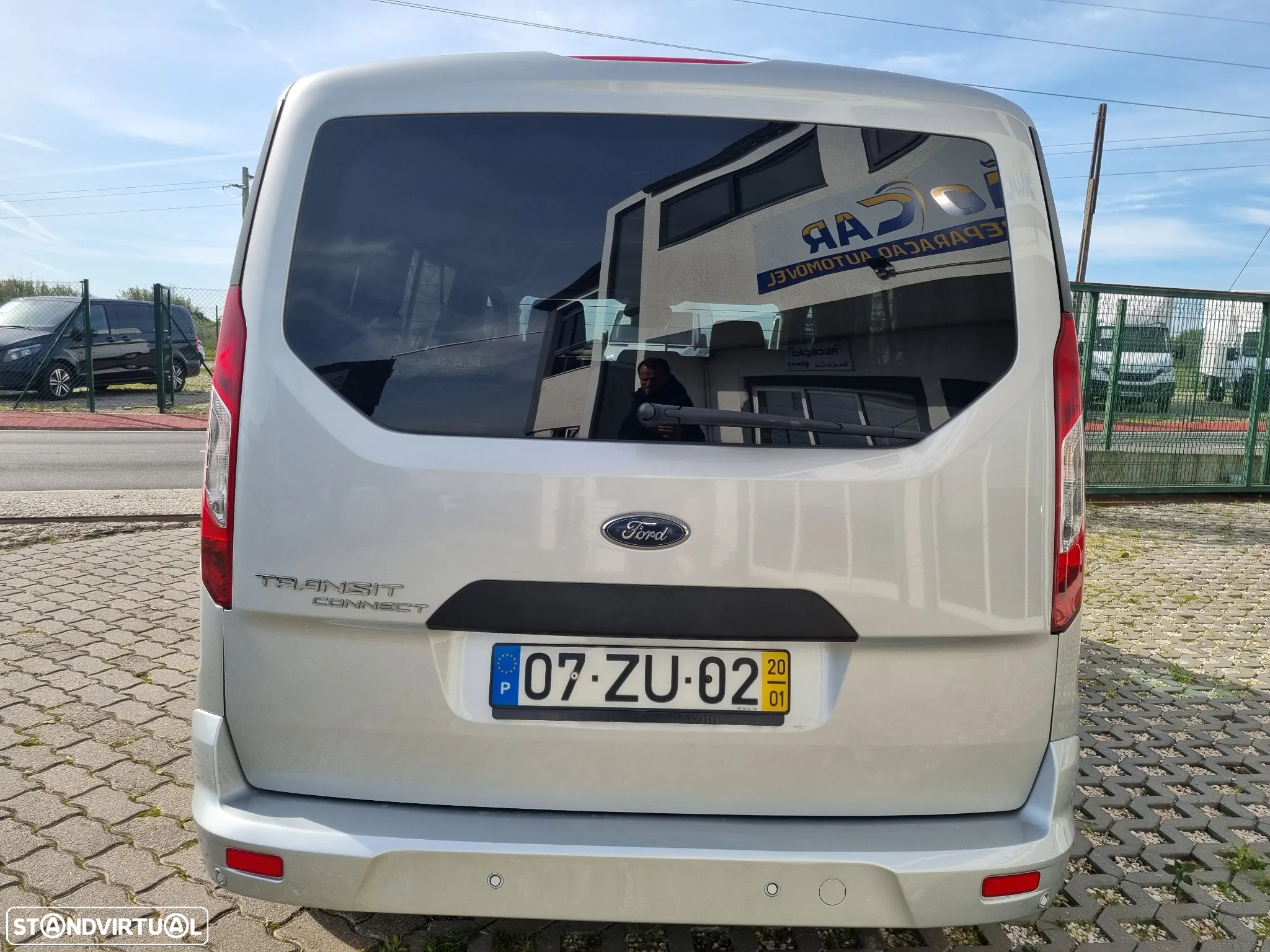 Ford Tourneo Connect Grand 1.5 TDCi Active - 6