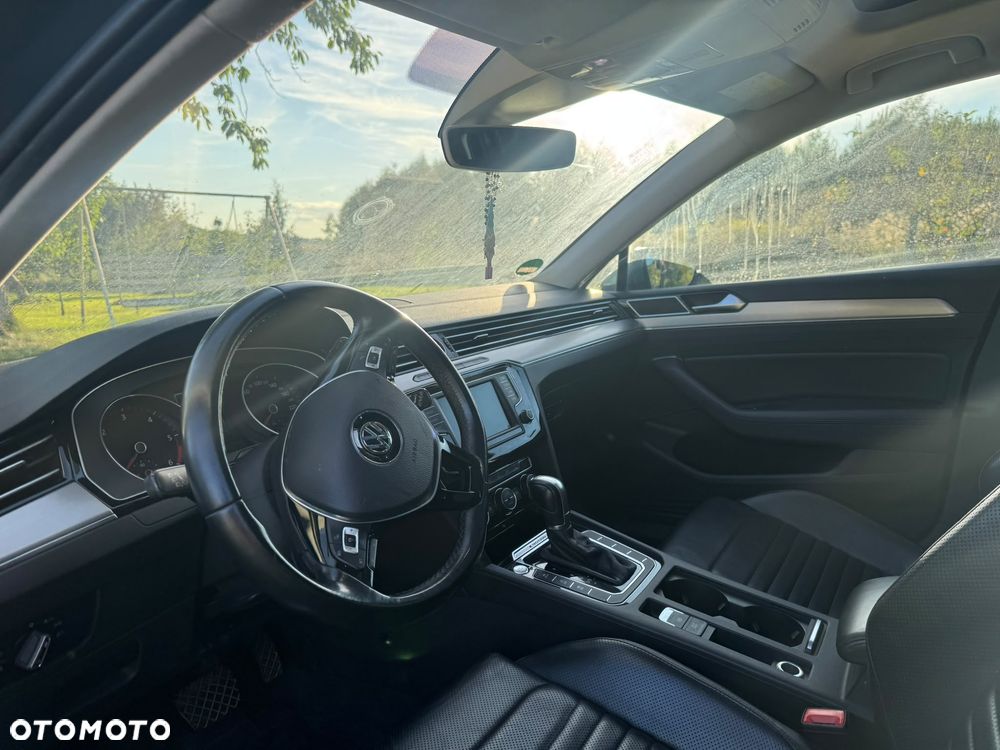 Volkswagen Passat 2.0 TDI Bi-Turbo BMT 4Mot Highline DSG - 6