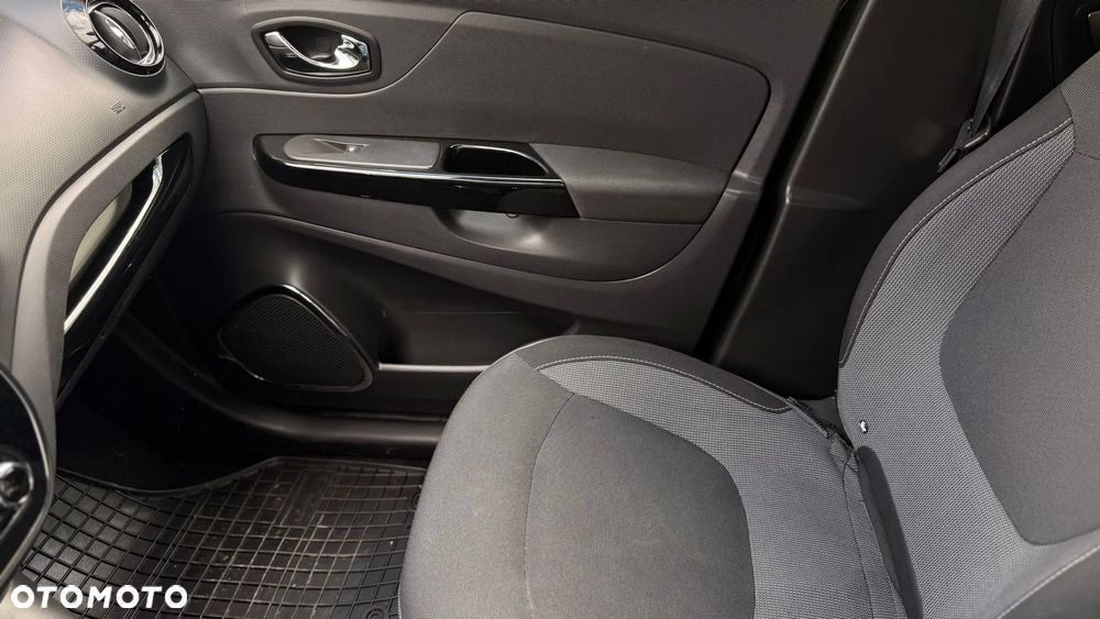 Renault Captur - 8