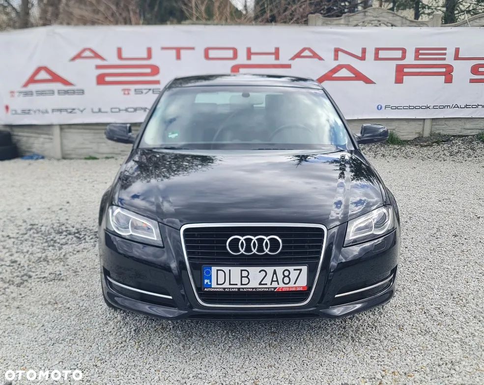 Audi A3 Sportback - 2
