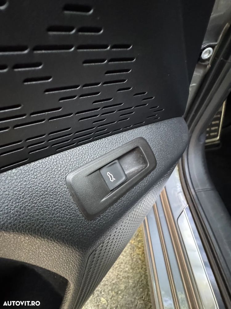 Skoda Octavia 2.0 TSI DSG RS Plus - 14