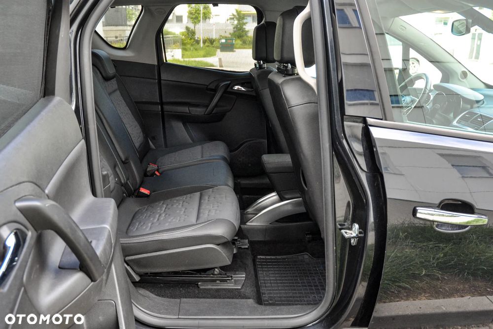 Opel Meriva - 12