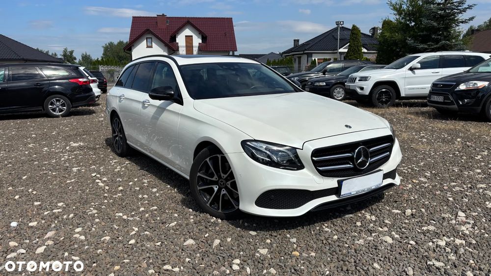 Mercedes-Benz Klasa E - 19