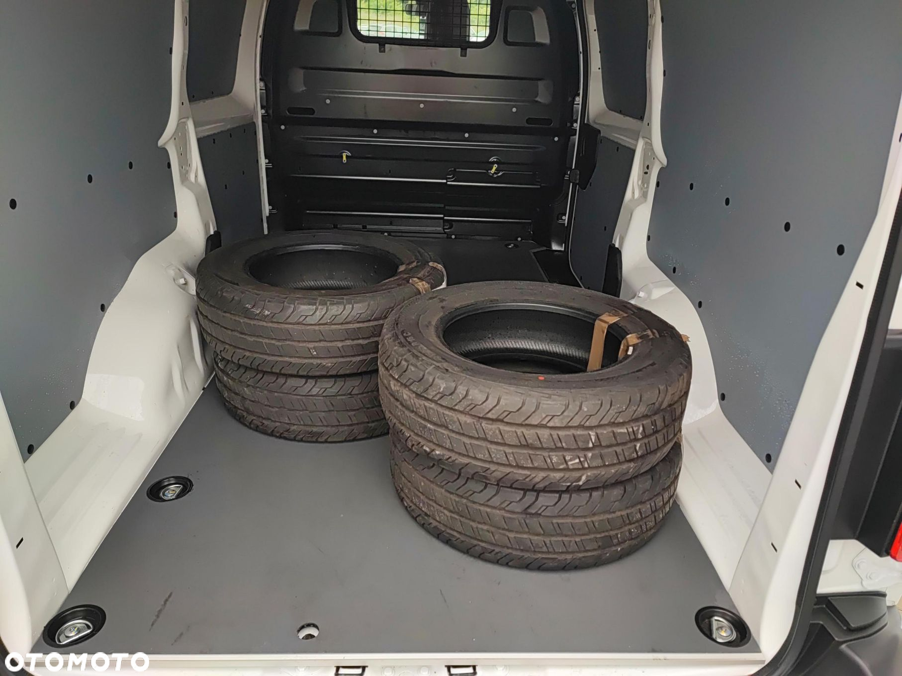 Toyota PROACE - 14