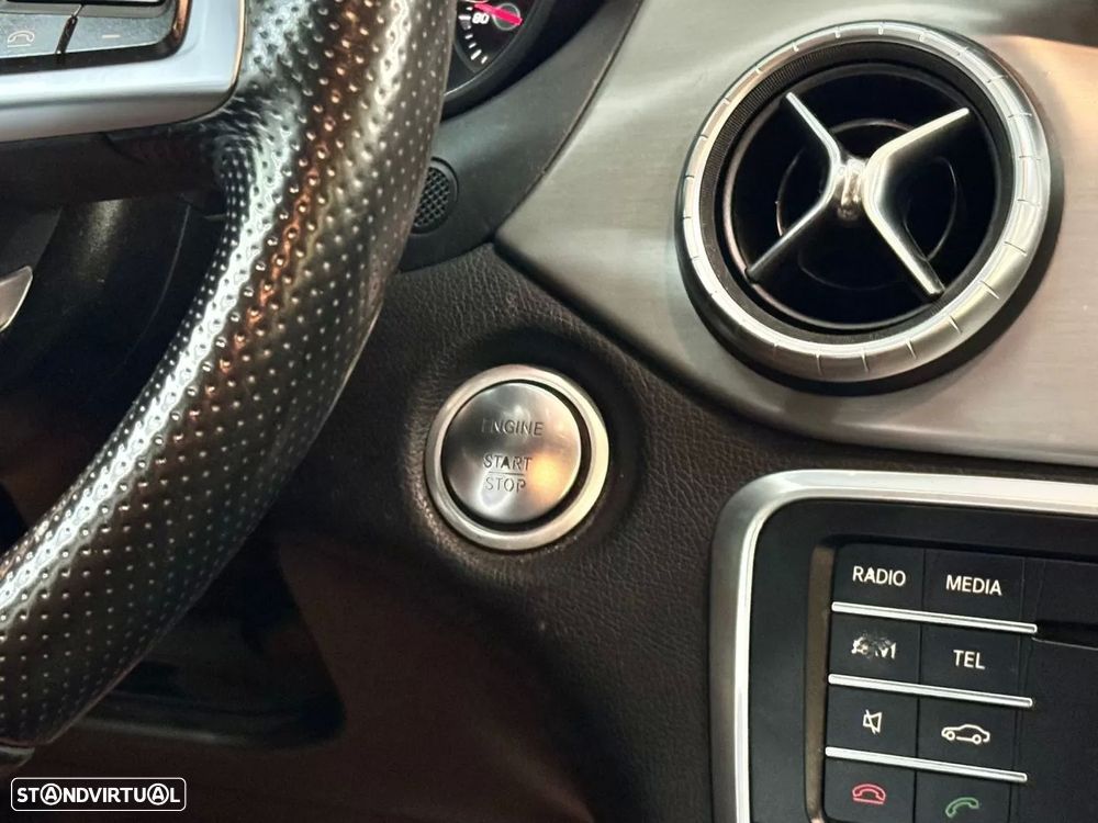 Mercedes-Benz CLA 180 d Shooting Brake AMG Line Aut. - 29