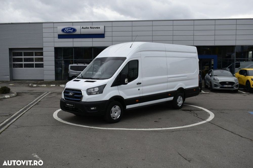 Ford Transit - 1