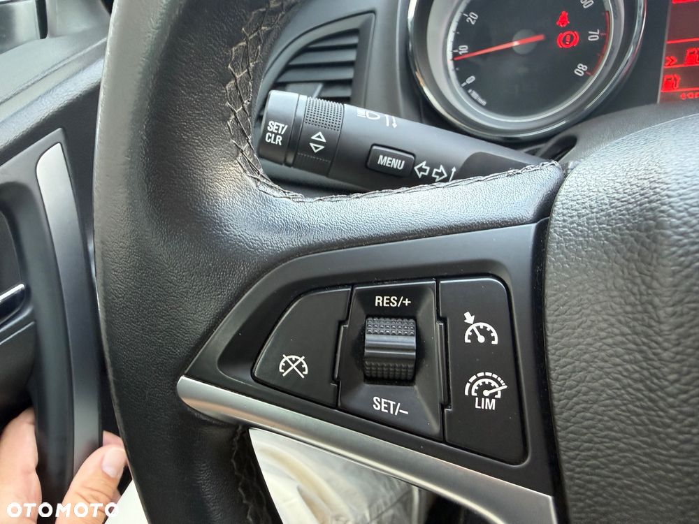 Opel Astra 1.6 Essentia EU6 - 22