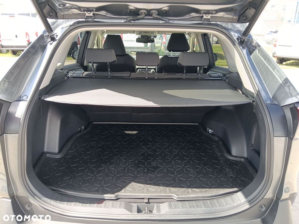 Toyota RAV4 - 13