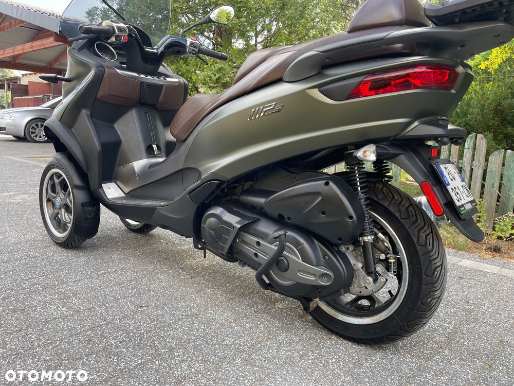 Piaggio MP-3 - 20