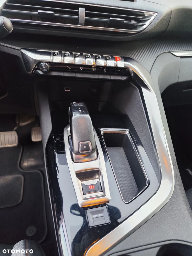Peugeot 5008 1.5 BlueHDi Allure S&S EAT8 - 15