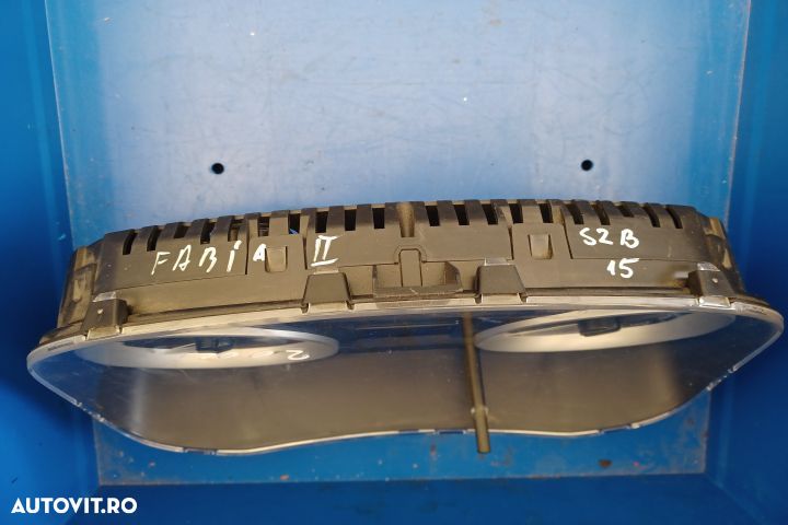 Ceasuri bord 5J0920811B Skoda Fabia 5J [2007 - 2010] Combi wagon 5-us - 2