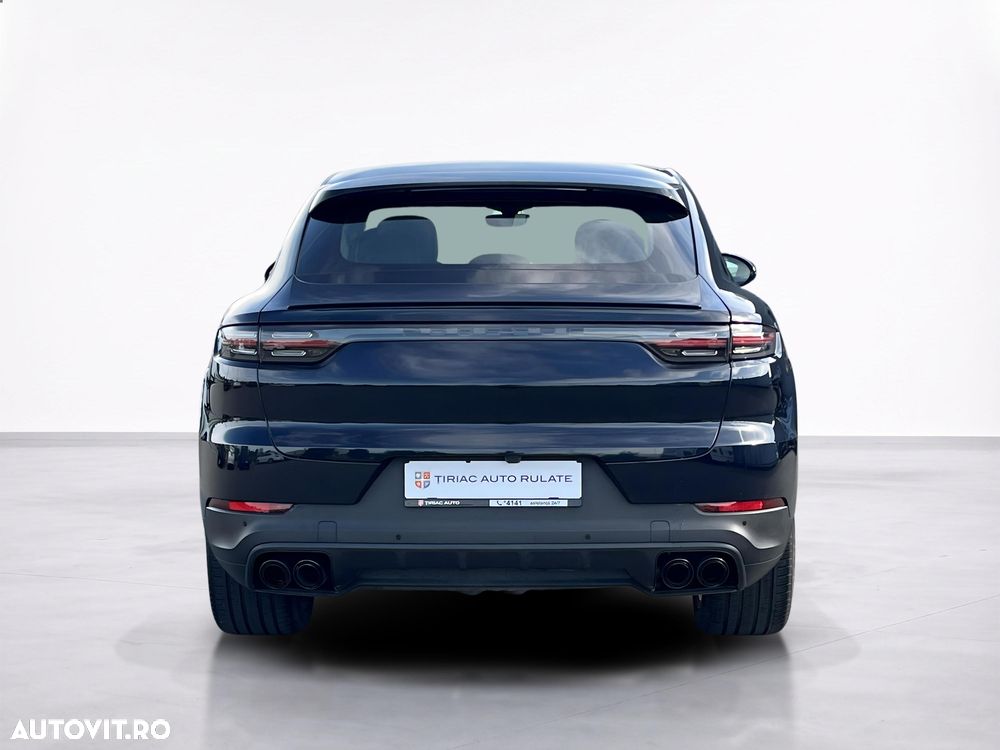 Porsche Cayenne - 6