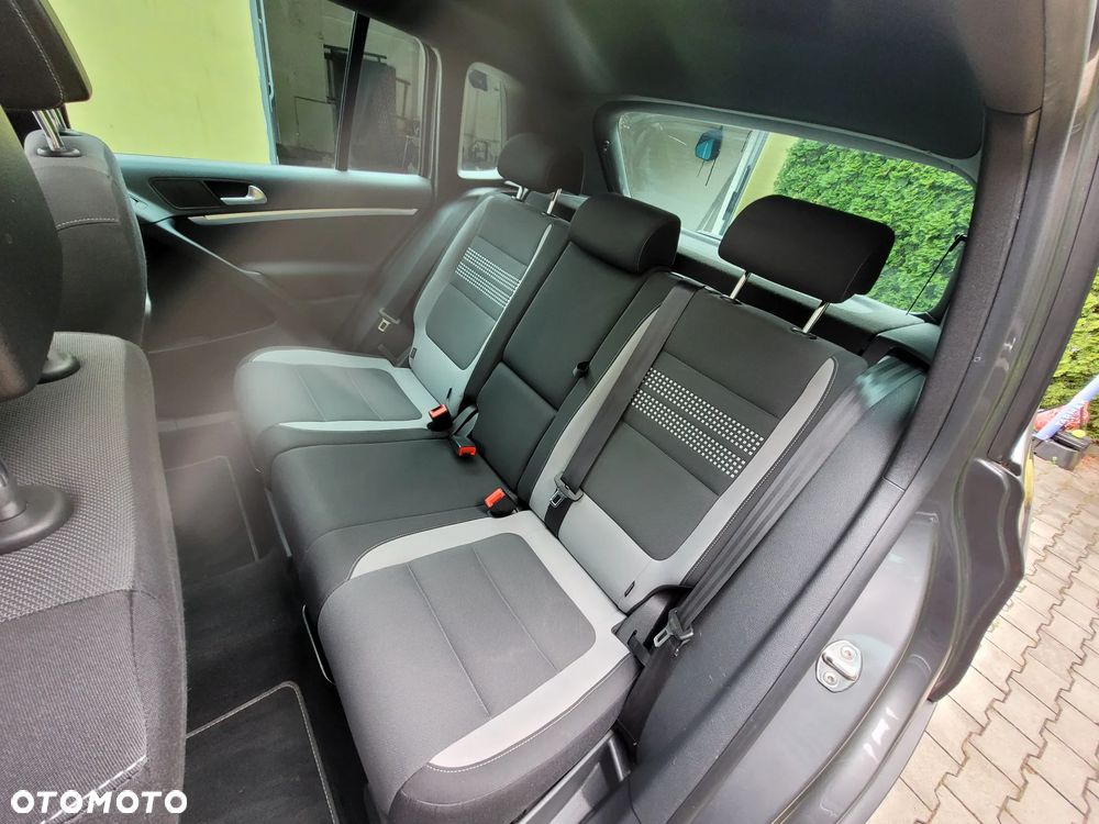 Volkswagen Tiguan 2.0 TDI DPF 4Motion BlueMotion Technology DSG Cup Track & Style - 23