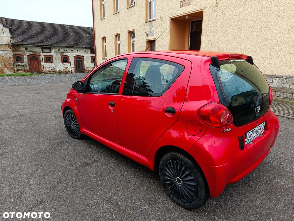 Toyota Aygo - 2