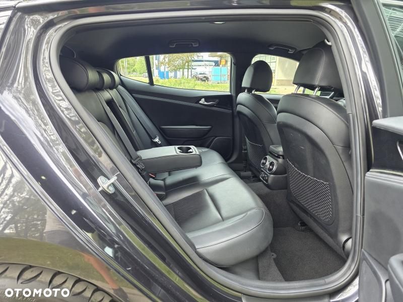 Kia Stinger 2.0 T-GDI GT Line - 34