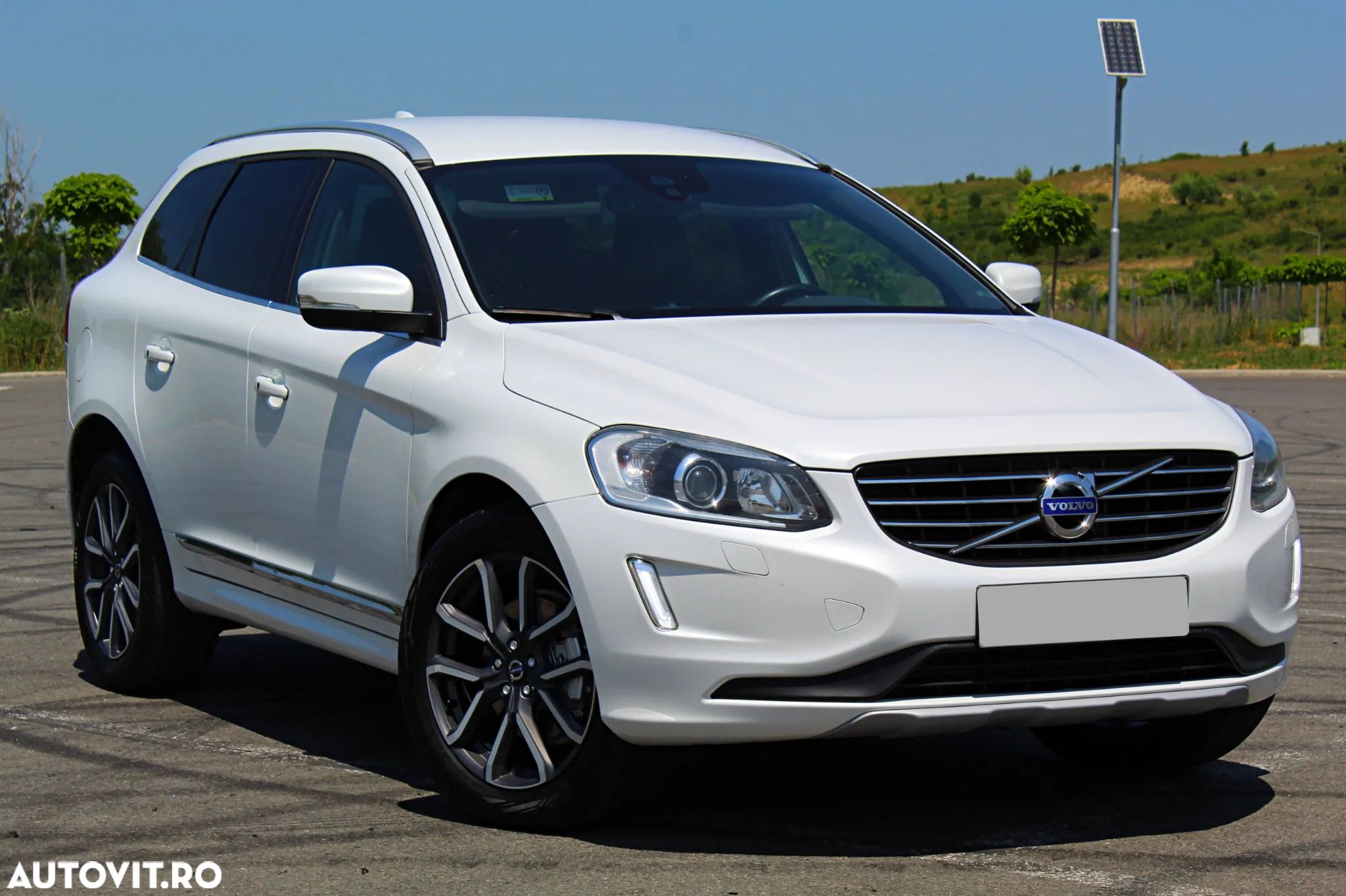 Volvo XC 60 D4 Geartronic Summum - 1