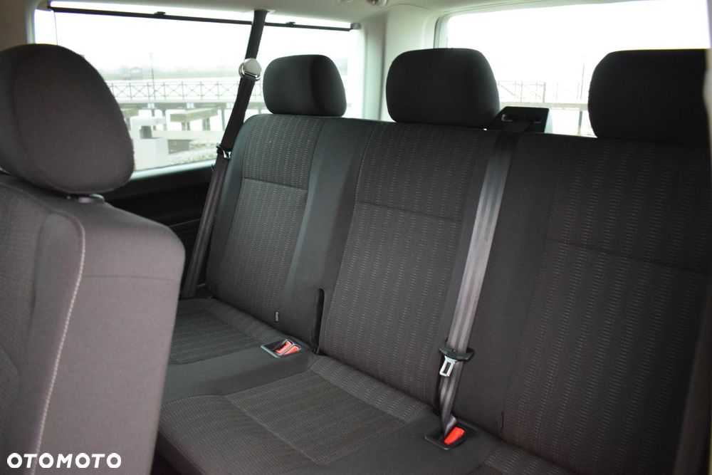 Volkswagen Transporter Caravelle DSG Lang Comfortline - 12