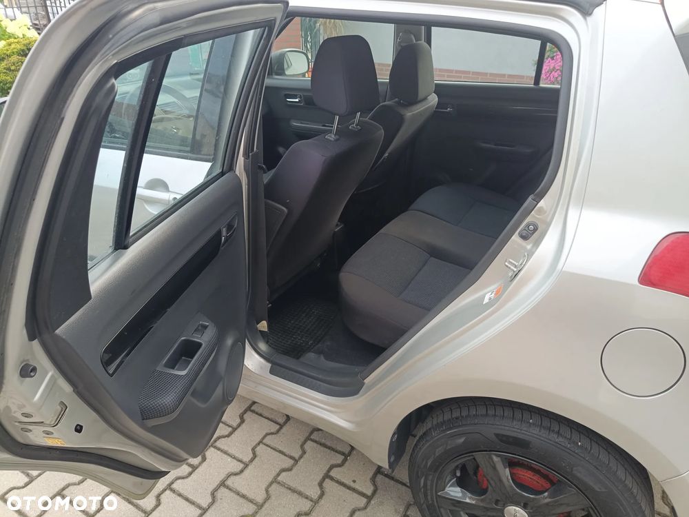 Suzuki Swift 1.3 GS / Premium 4WD - 15