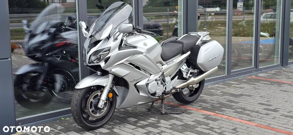 Yamaha FJR - 30