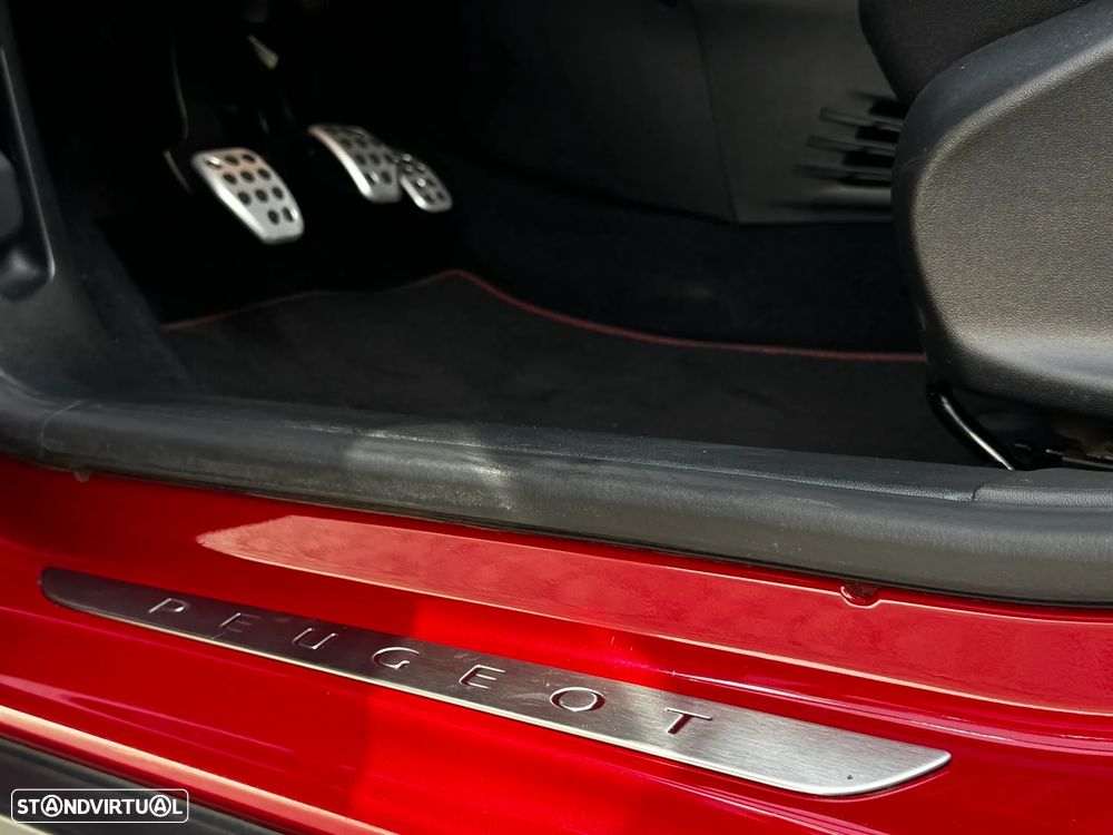Peugeot 2008 PureTech 110 Stop&Start GT-Line Edition - 16
