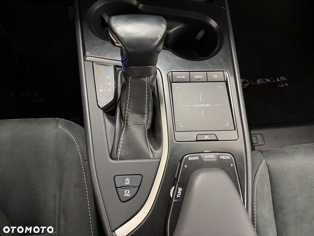 Lexus UX 200 Optimum 2WD - 19