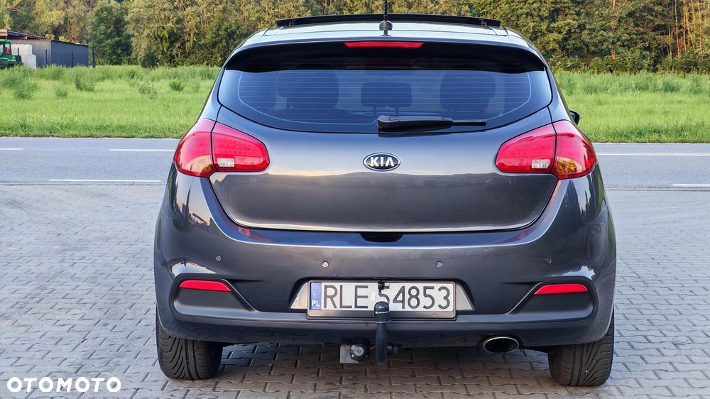 Kia Ceed 1.4 CVVT Dream Team Edition - 9