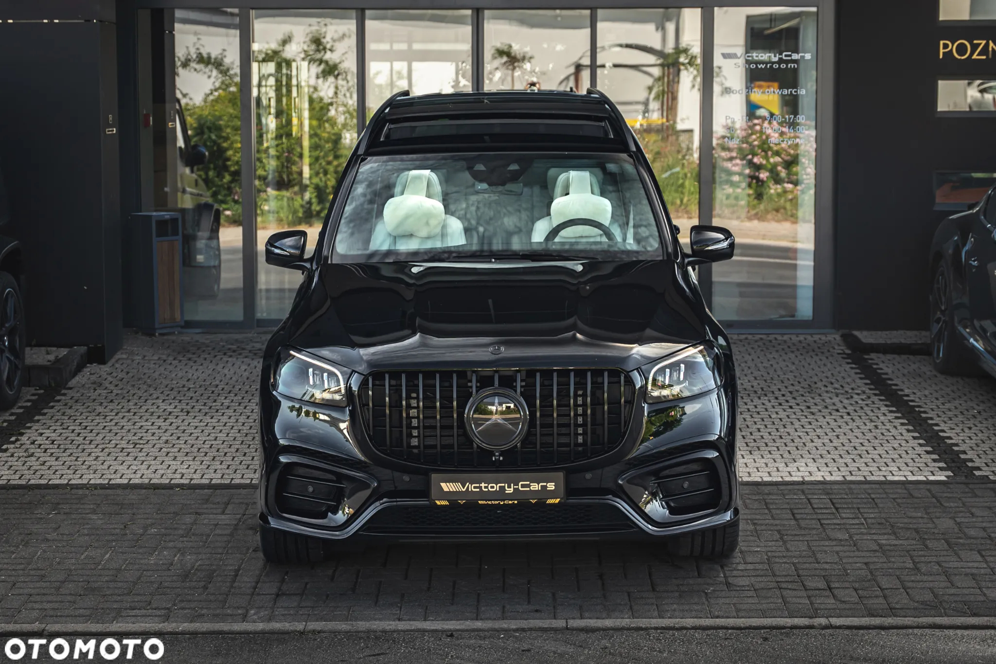 Mercedes-Benz GLS - 9