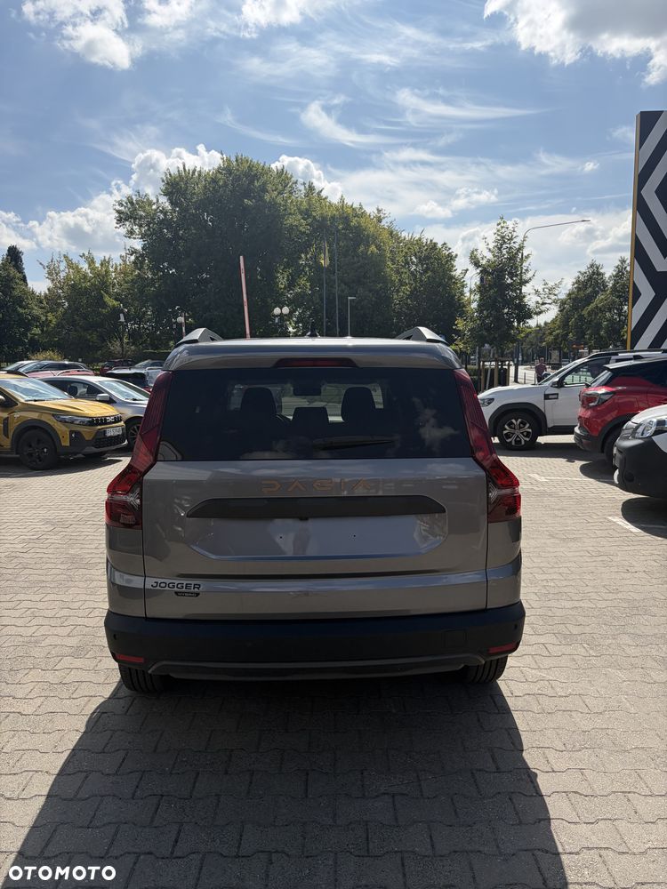Dacia Jogger 1.6 Full Hybrid 140 Extreme MMT - 7