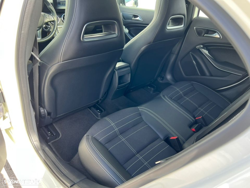 Mercedes-Benz A 180 d Fleet Pack Urban - 24